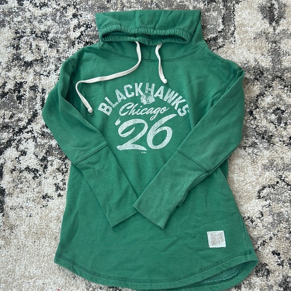 Original Retro Brand Tops - Women’s Chicago Blackhawks funnel neck sweatshirt size M